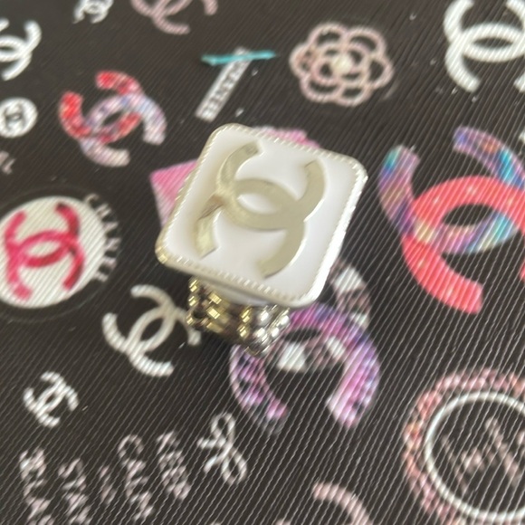 Meet your Posher, Loren From Rockin Hot Originals - Picture 12 of 17